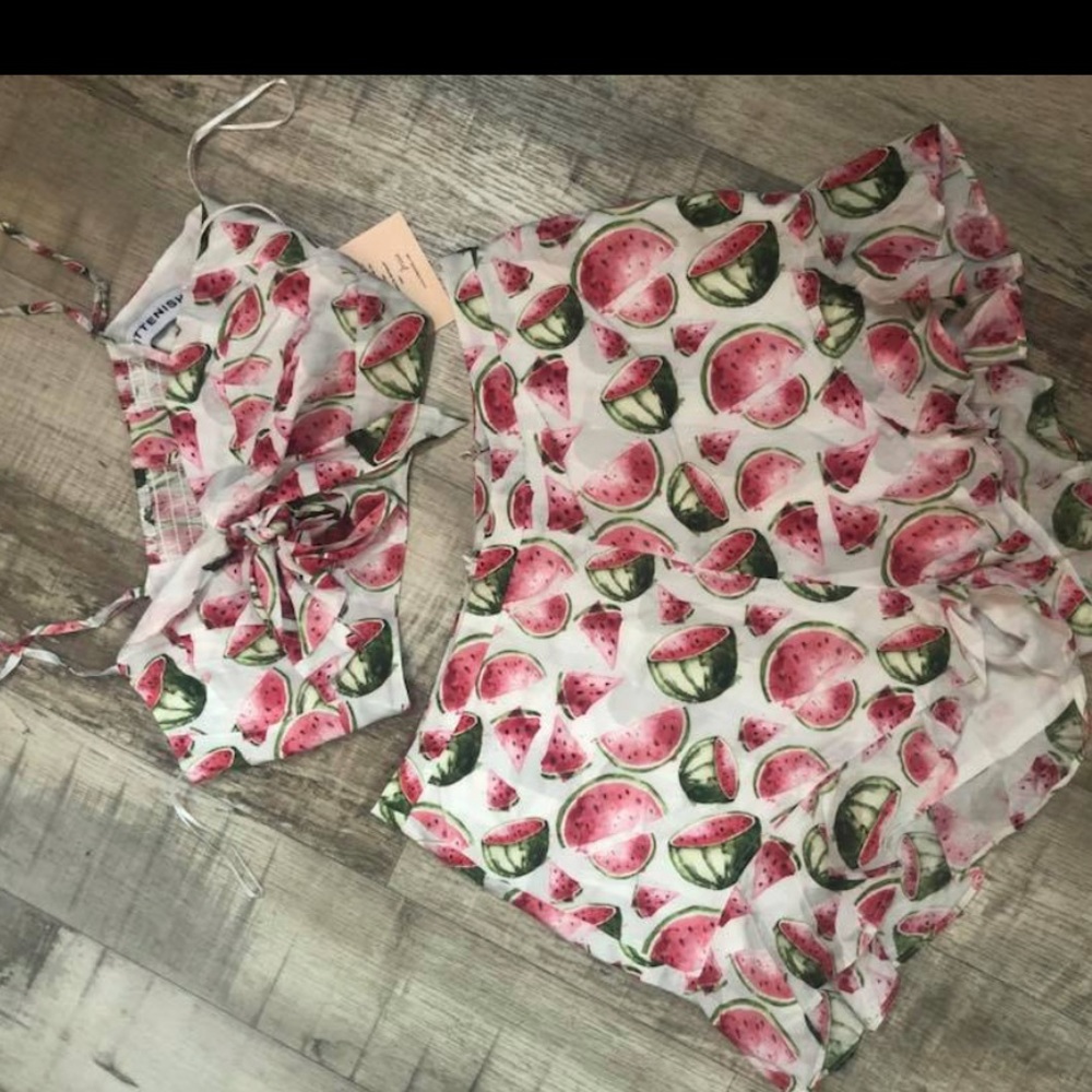 Kittenish set